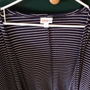 Lularoe Lindsay "Kimono" size L